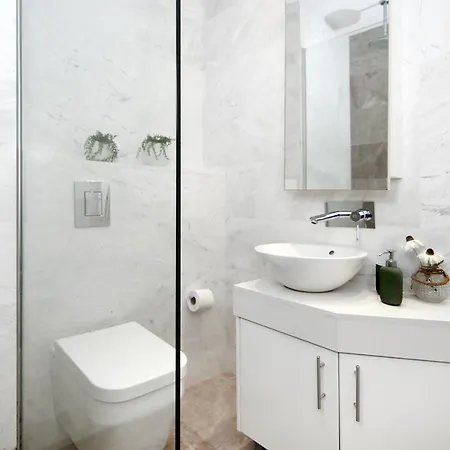 Josephine - Beachfront * Protaras