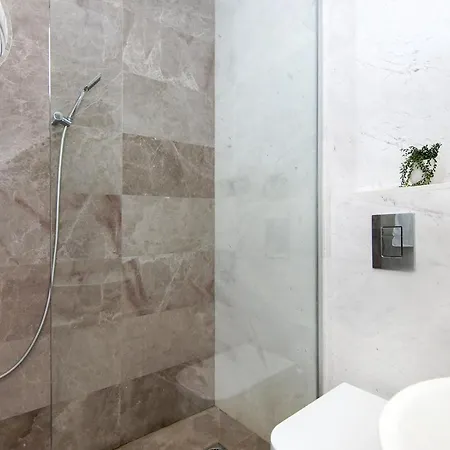 Josephine - Beachfront * Πρωταράς