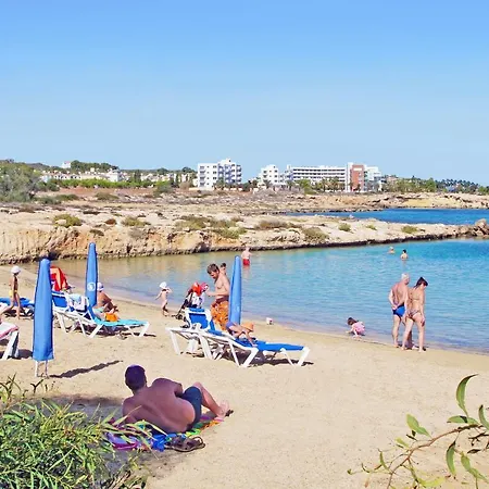 Apartment Josephine - Beachfront Protaras